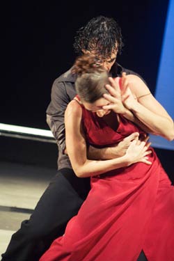 Marco Vargas & Chlo&eacute; Br&ucirc;l&eacute; Company